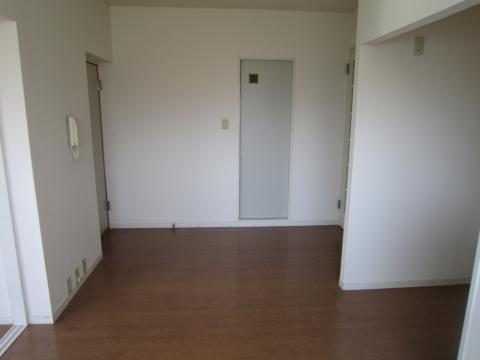 グリーンハイツ砂川 リビング