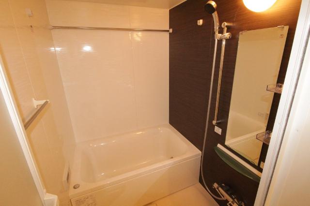 メゾン　デ　ファミーユＹⅡ201号室 ユニットバス