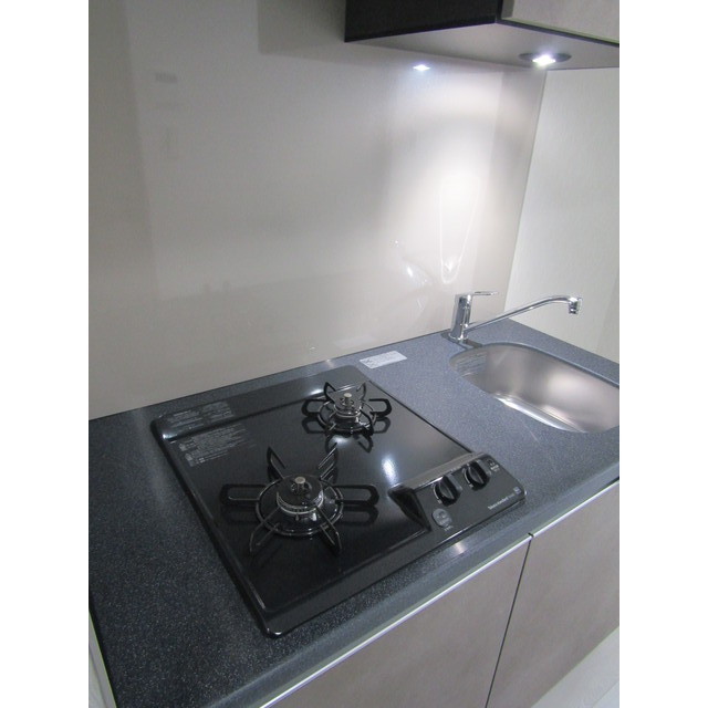 ロアール横浜十日市場502号室 キッチン