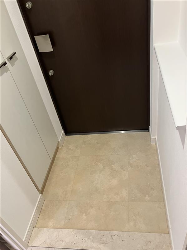 プラウドフラット白金高輪1201号室 玄関