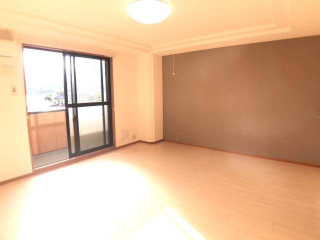 ヴィアーレ・ガーナ 室内