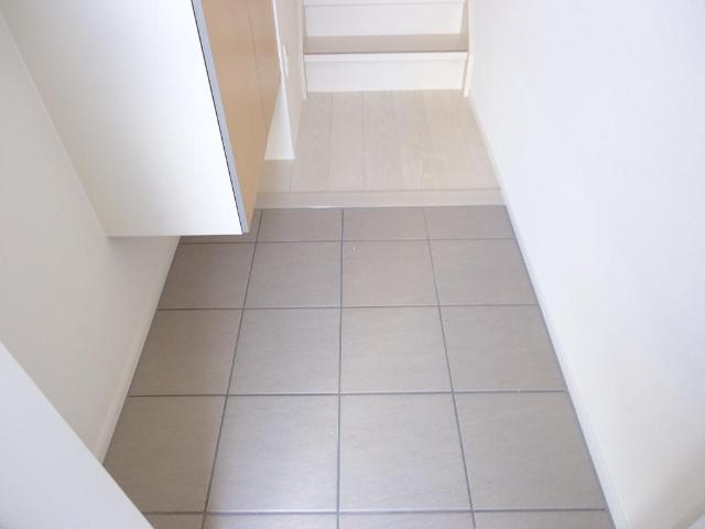 エルアージュ 玄関（イメージ）