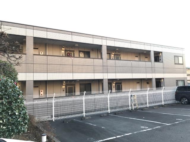 ルミナス成城301号室 外観写真（昼）