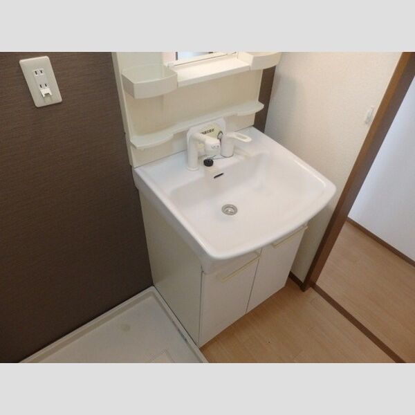 ハイツベルヴュー 洗髪洗面化粧台