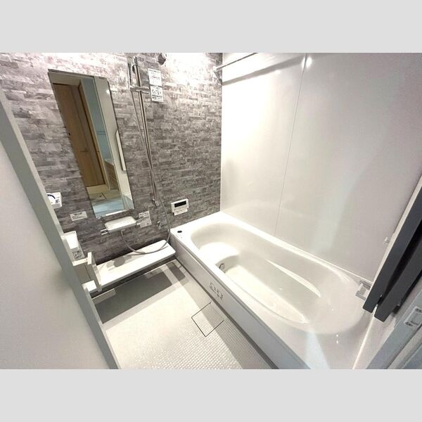 大野町2丁目戸建貸家D号室 一坪風呂