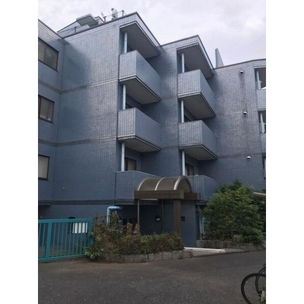 ジュエリー杉並　104号室&3階部分の外観画像