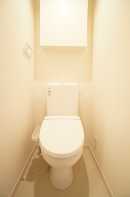 リブリ・サン湘南3階 トイレ