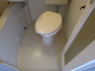 ウイング志木301号室 トイレ