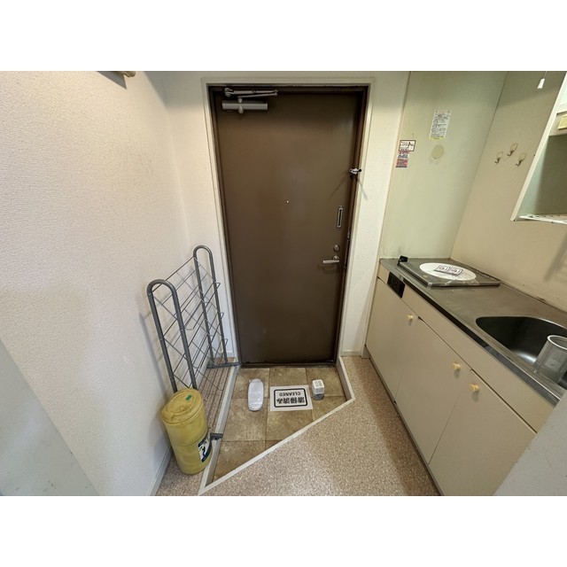 トライアングルハイム 玄関