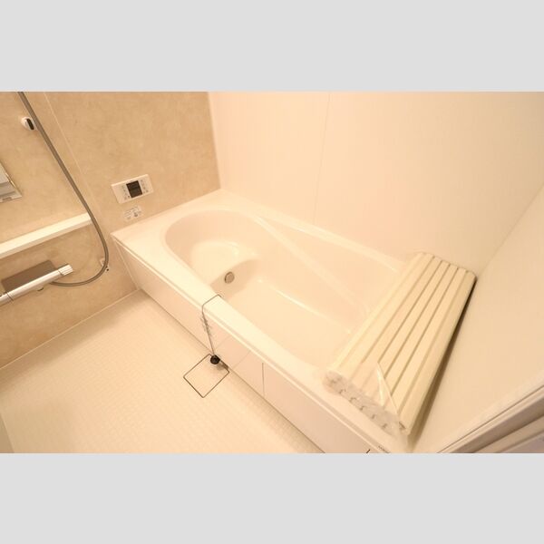 ハイマートラオム 追い焚き機能付きバス