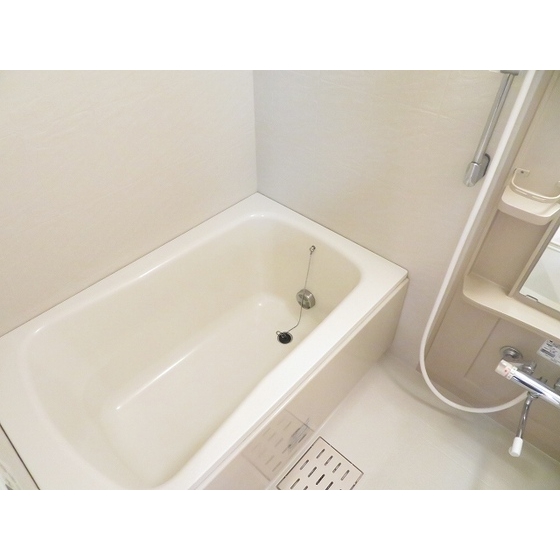 ロイヤルヒルズ浦和0406号室 お風呂