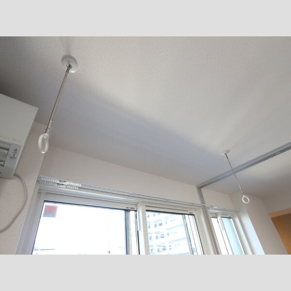 スカイ中央林間201号室 室内物干し