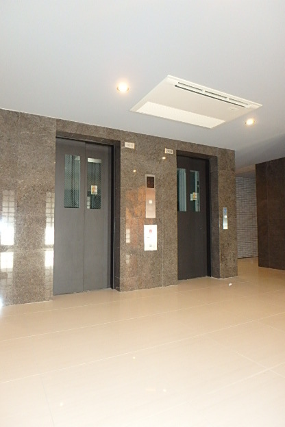 ガーラ・ステーション横濱関内10階 エレベーター