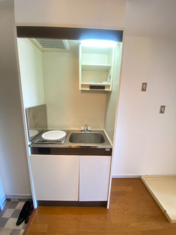 第2レジデンス初 キッチン