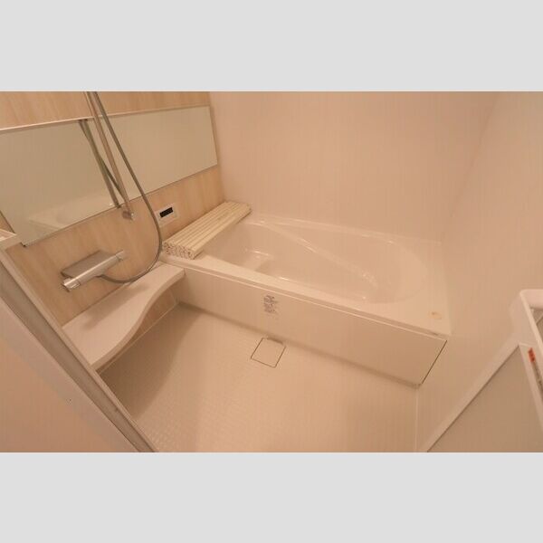 レジデンスヒルトップⅨ210号室 バス