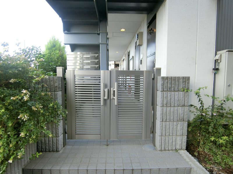 リブリ・陣屋3階 エントランス