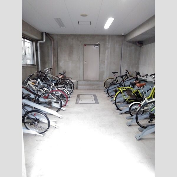 カスタリア大塚Ⅱ0403号室 駐輪場