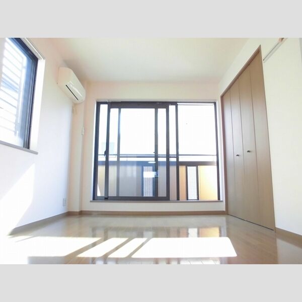 フォルテーヌ東葛西202号室 洋室6帖