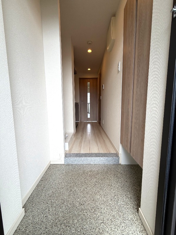 レジディア西船橋5階 玄関