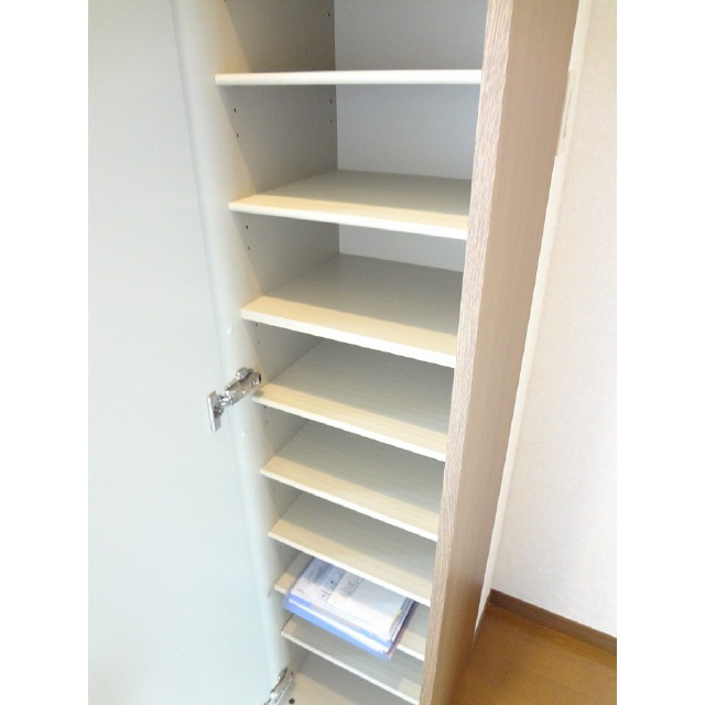 アムール ロワ シューズボックス