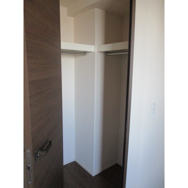 ブリリア・ザ・タワー東京八重洲アベニュー 収納