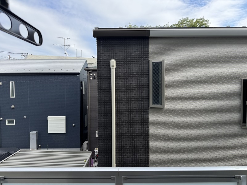 リブリ・井土ヶ谷 バルコニー