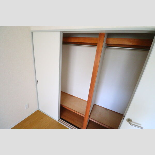 リーガル鷺沼 収納