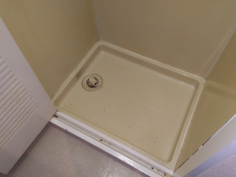 ローズガーデンＡ３２番館(A-032)3階 室内洗濯機置き場