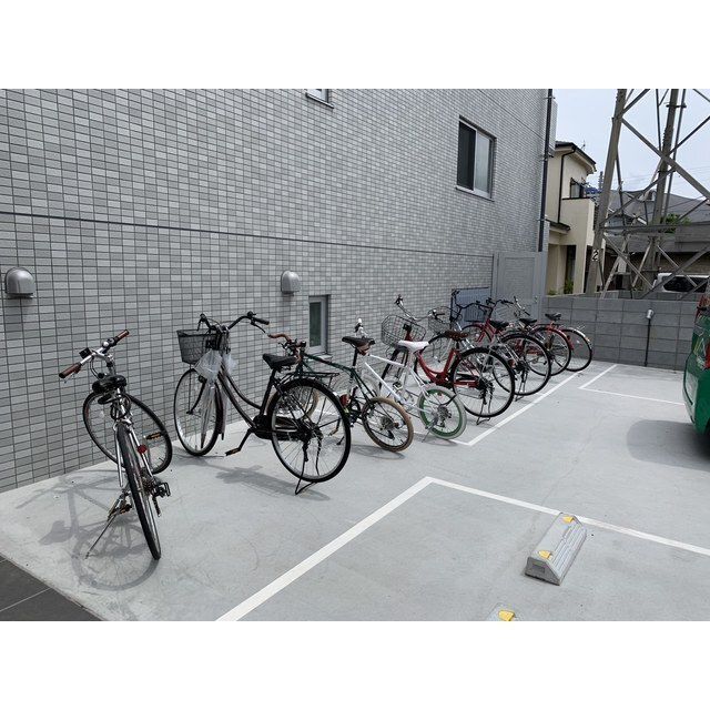 アクセス浦和 外観