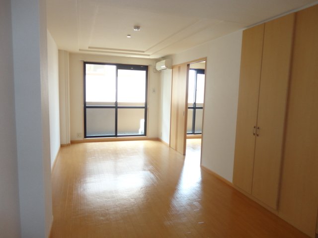 サクラスクェア リビング