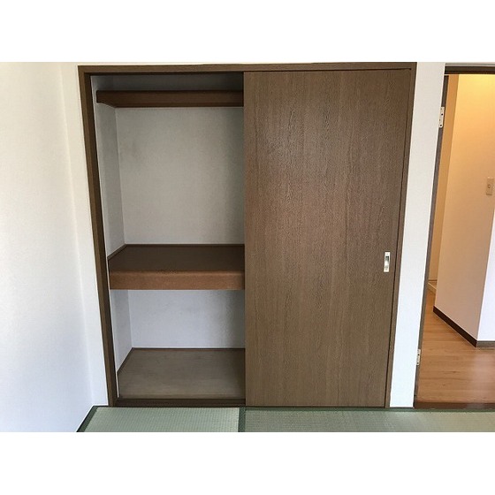 エステートロイヤル７号棟0201号室 押入れ