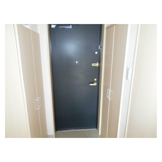 Y&H平塚0602号室 玄関