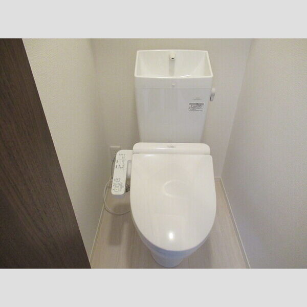 KT 5th312号室 温水洗浄暖房便座