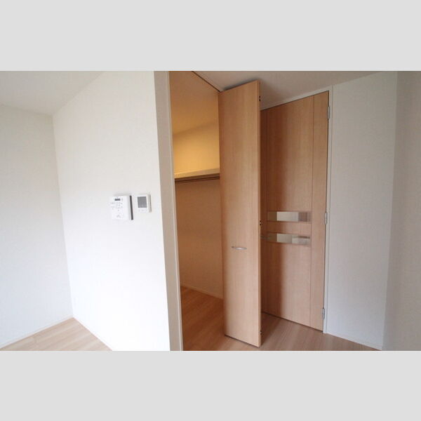 ルピナ105号室 ウォークインクローゼット