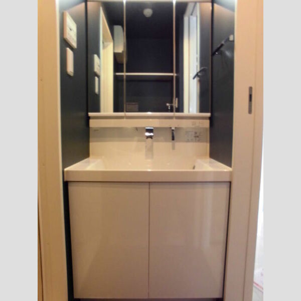 TRINITY11号室 11　洗面室