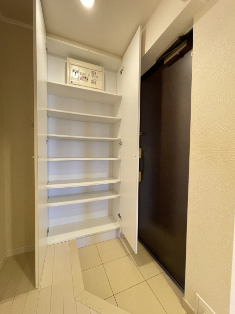 スカイコート本郷東大前弐番館 シューズボックス