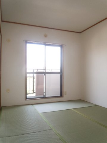 ファミール麻生0304号室 写真は別号室