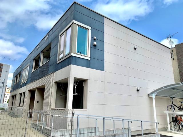 Olive 外観写真（昼）