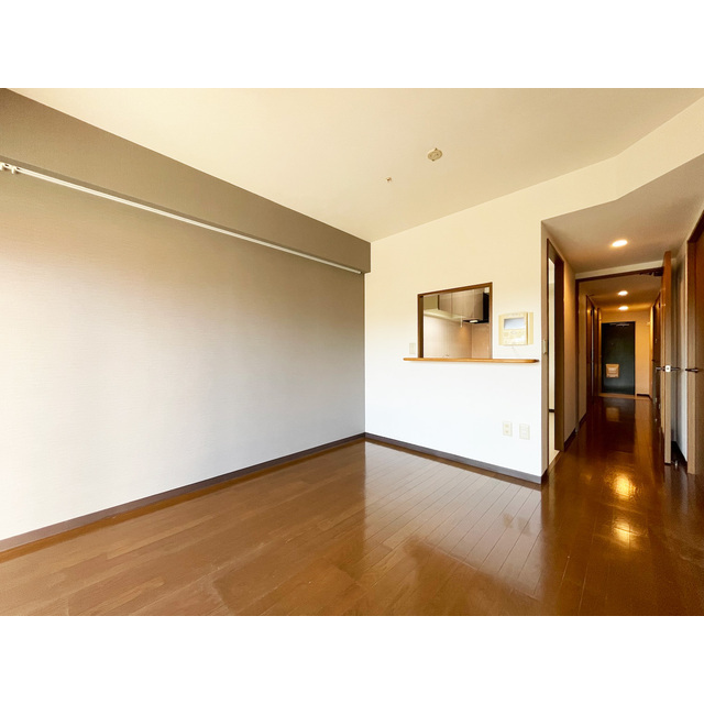 ルクレ川口イースト0201号室 リビング