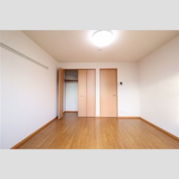 エスポワール 洋室8帖