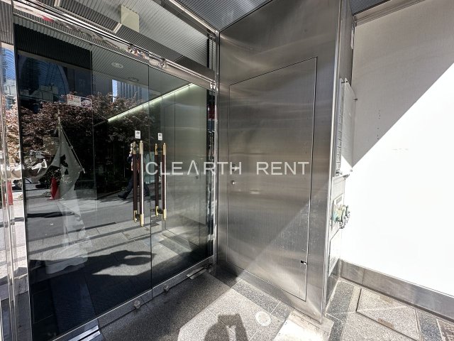 西新宿ＳＴビル エントランス