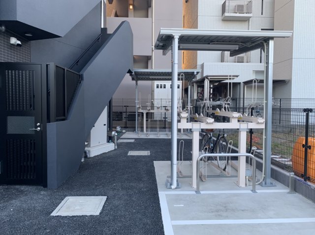 Log登戸Station／ログ登戸ステーション1302号室 駐車場