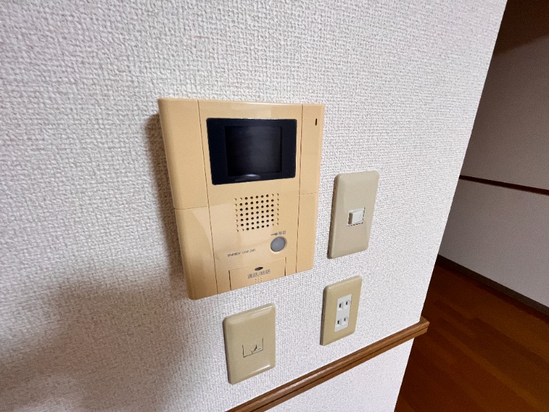 フラワーパレス小倉 玄関