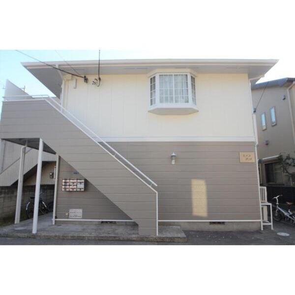 クレセント四ツ木103号室 エントランス