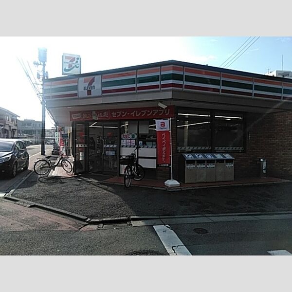 レーヴ・セジュール・アヤセ203号室 セブンイレブン綾瀬店(232m)
