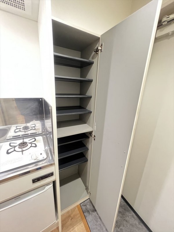 ＣＲＡＳＴＩＮＥ蕨1階 玄関