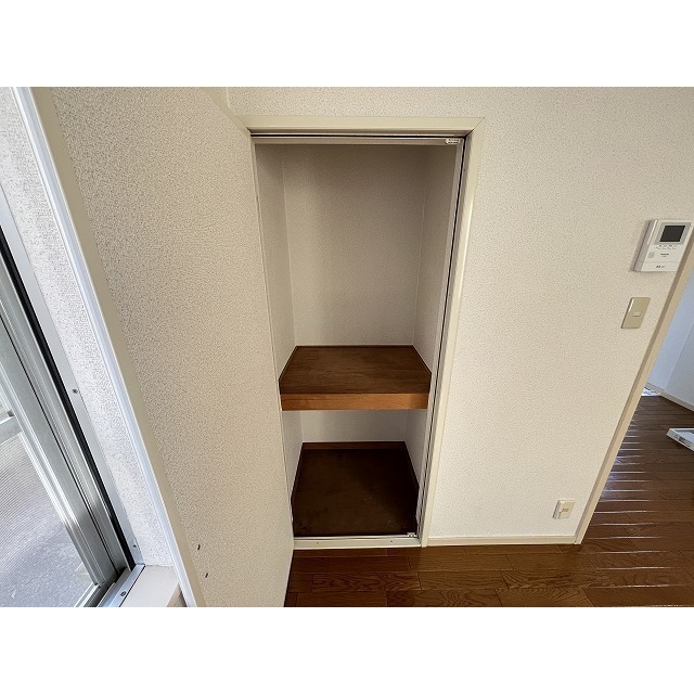 ハイツビュー玉川102号室 ☆収納あります☆