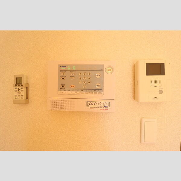 カーサ フェリーチェ 柴又106号室 ALSOCホームセキュリティ