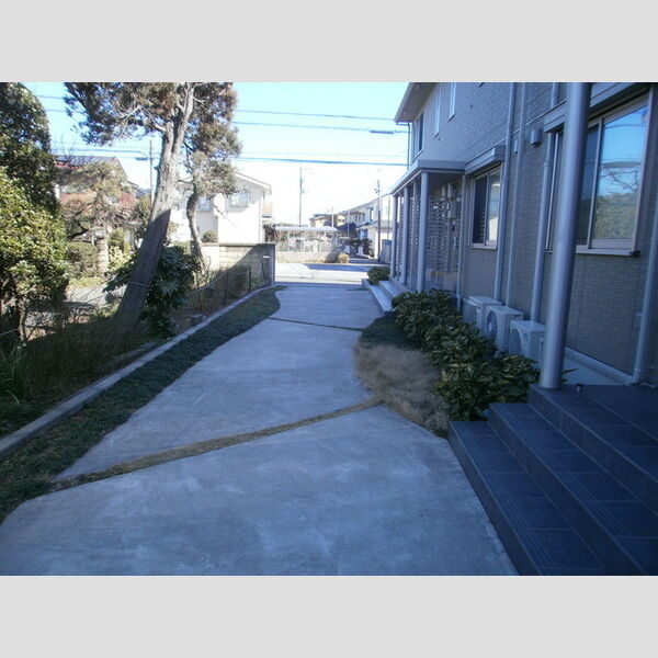 フューチャーブライト201号室 共用通路