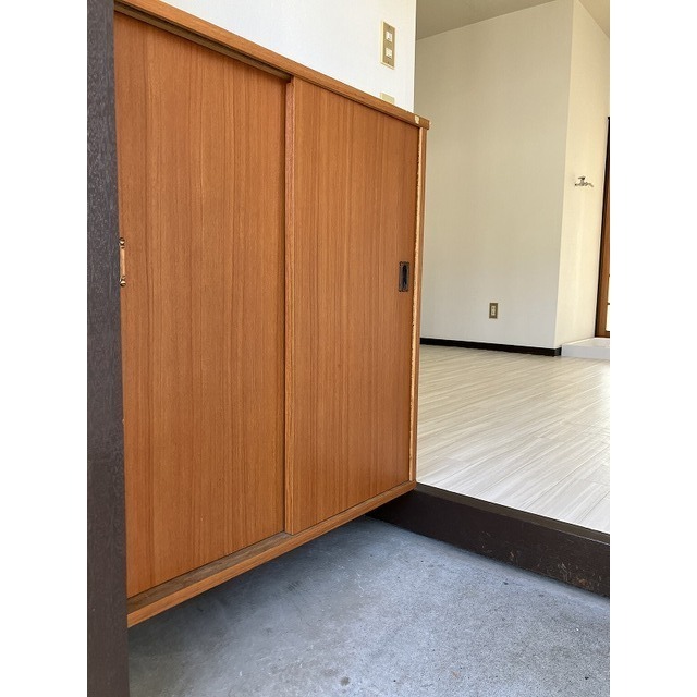 新田ハイツ203号室 下駄箱